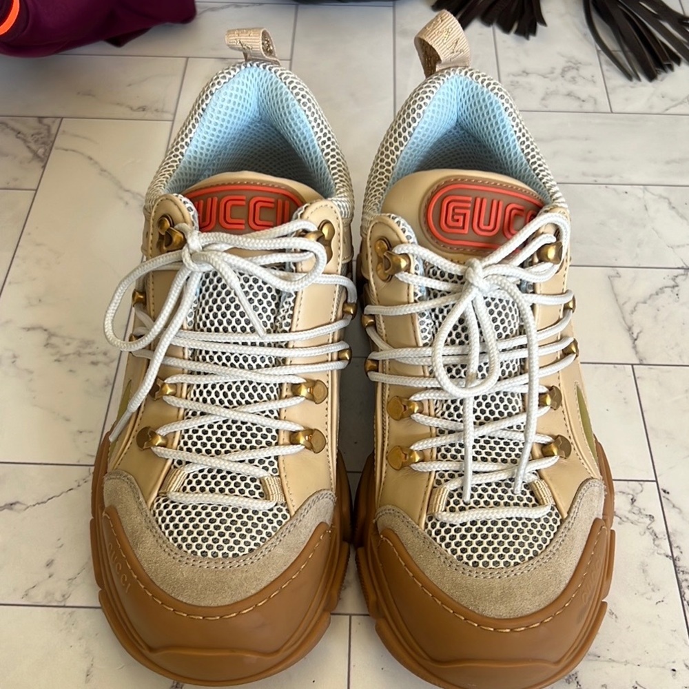 Gucci sneakers 38.5